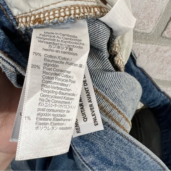 Madewell The Perfect Vintage Distressed Jeans in Denman Wash Size 26 - Picture 12 of 12